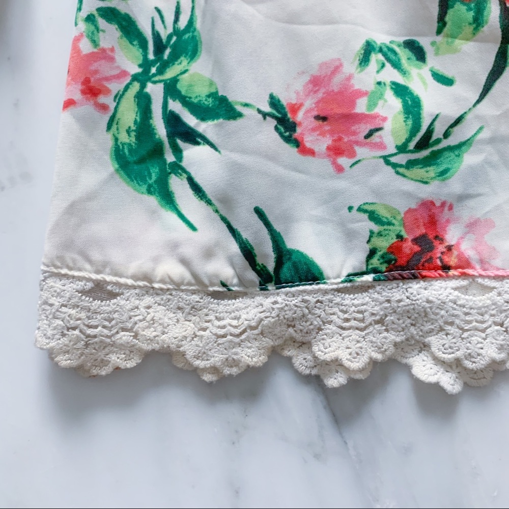 White Floral Long Sleeve Romper - Picture 11 of 12